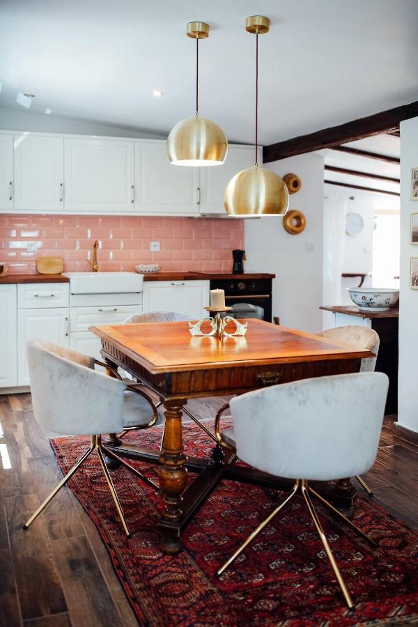 Apartment Aussee- Atelier Salzherrenhof- Kueche, Wlan, Netflix Bad Aussee Εξωτερικό φωτογραφία